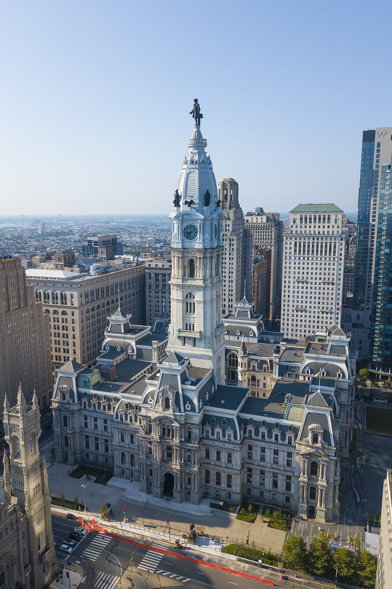Philadelphia City Hall exterior archival still by Toniklemm, 28 Jul 2019 — civic landmark only; not the Olney investigation house and not digital evidence imagery